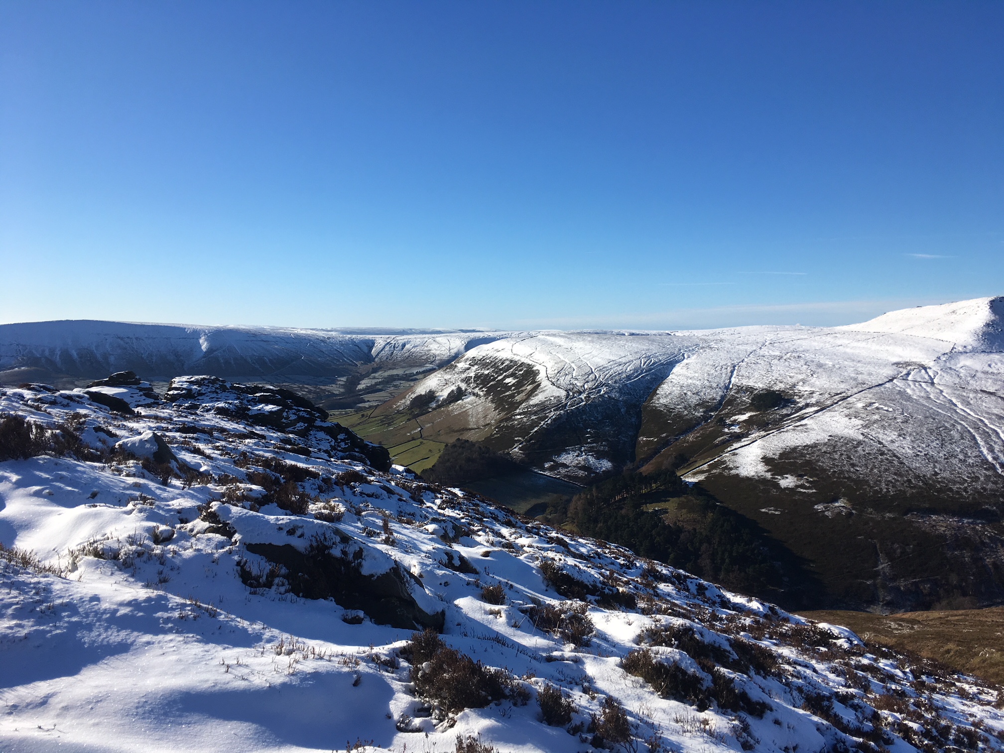 Edale All about Edale village in the Derbyshire Peak District. Where to stay. What to see